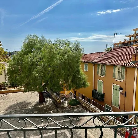 Place Poullan Apartment *