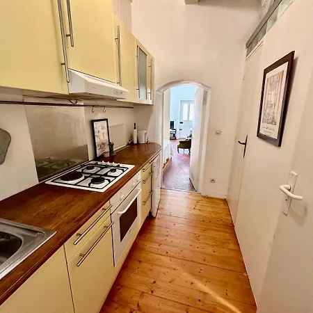 Place Poullan Apartment *